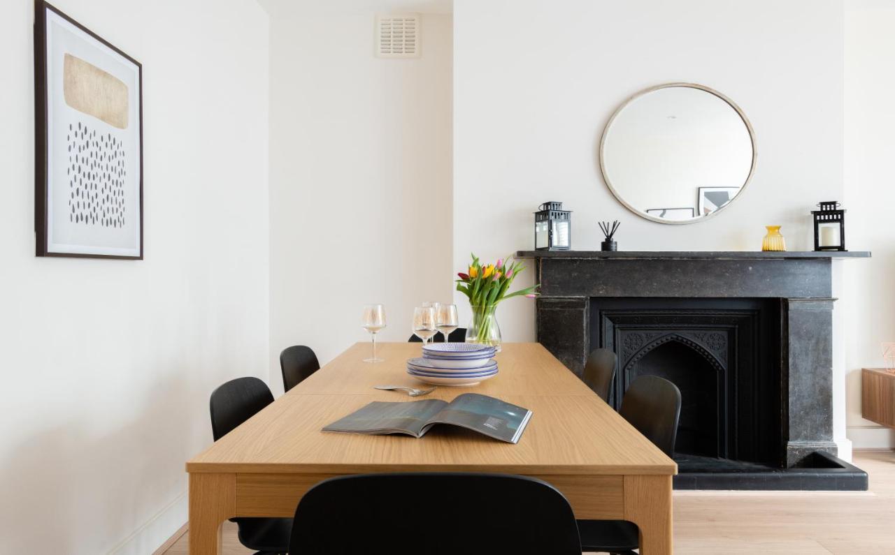 The Chelsea Arms - Bright 3Bdr With Garden & Private Parking Lägenhet London Exteriör bild