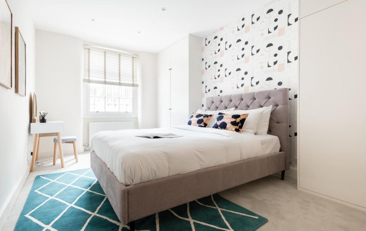 The Chelsea Arms - Bright 3Bdr With Garden & Private Parking Lägenhet London Exteriör bild